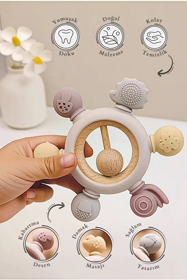 Yummy Çıngıraklı Bebek Diş Kaşıyıcı – %100 Güvenli Silikon, Organik & Ağrısız Diş Çıkarma (0–12 Ay)