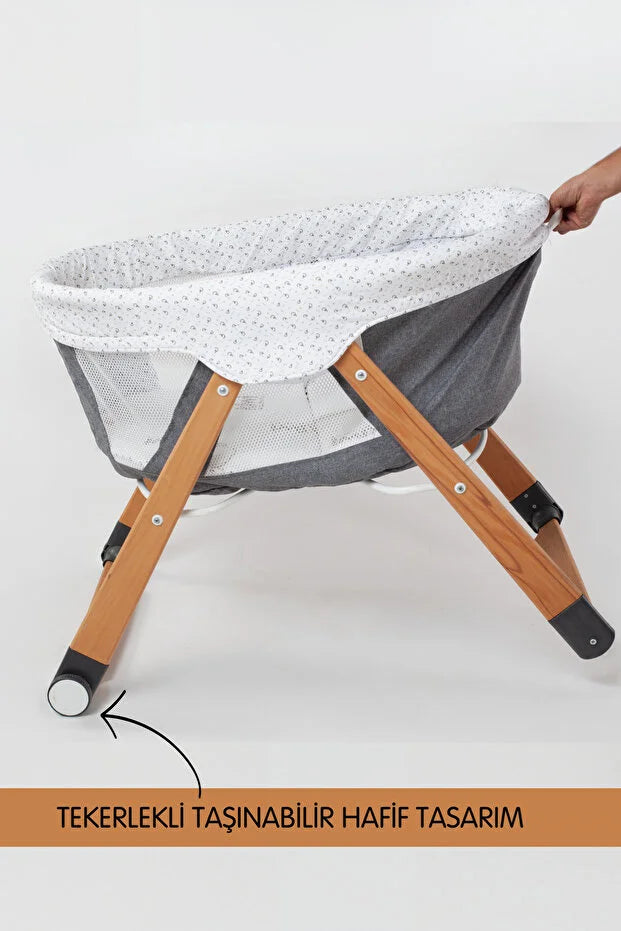Sleeper Anne Yanı Beşik - Luna Desen Portatif, Sallanır, Tekerlekli ve Katlanır Bebek Beşiği (+ Lüks Yatak Hediyeli) - Luna Kahve